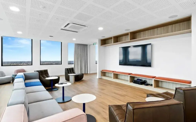 Comfy stay at Switch Living in the Centre of Adelaide