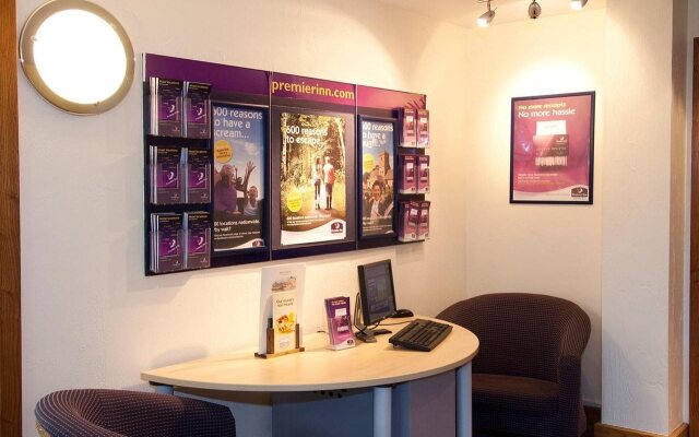 Premier Inn Manchester - Handforth