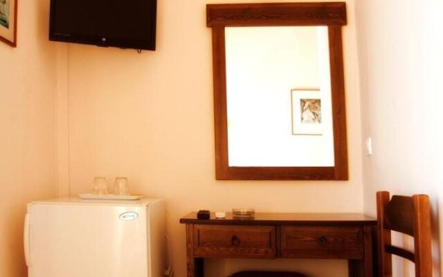 Avra Hotel