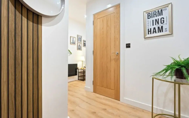 Camden Drive City Apartment