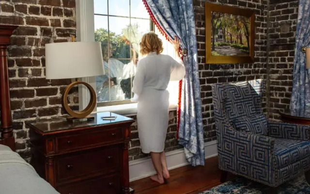 East Bay Inn, Historic Inns of Savannah Collection