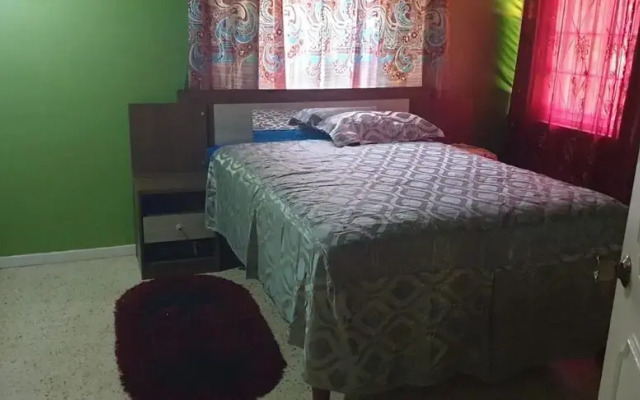 Stunning 3-bedroom House in Ocho Rios Upton