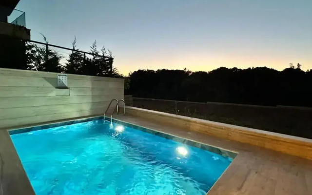Leonarda Waterfront Residences