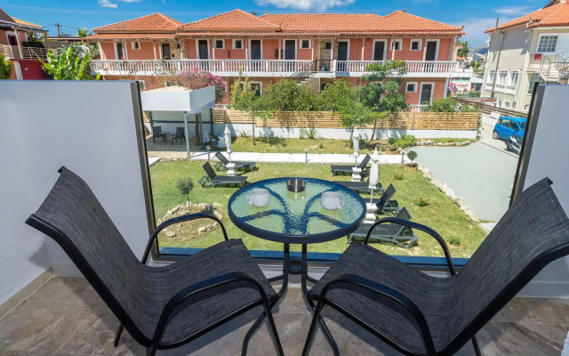 Rooms 48 by Zante Plaza