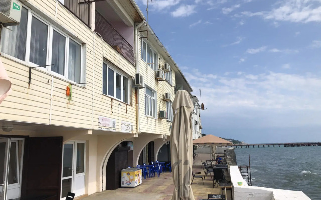 Elling 8 na Azovskoy