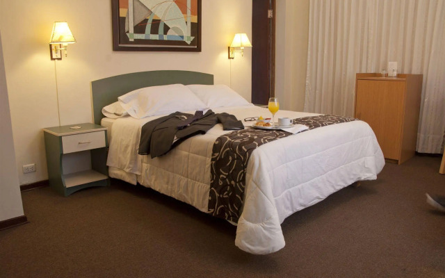San Isidro Inn