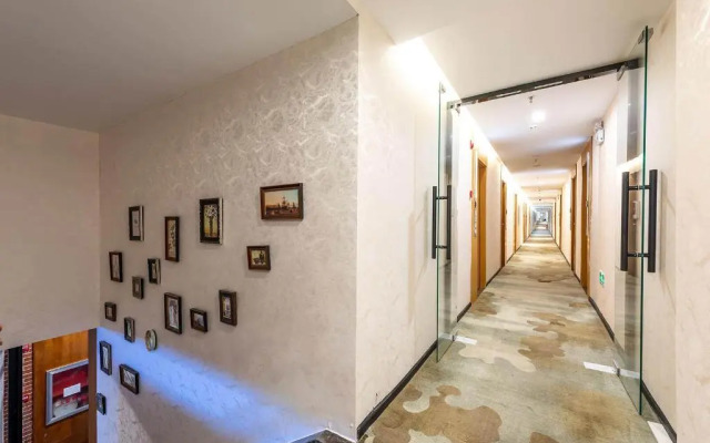 James Joyce Coffetel Hotel Beijing Desheng store