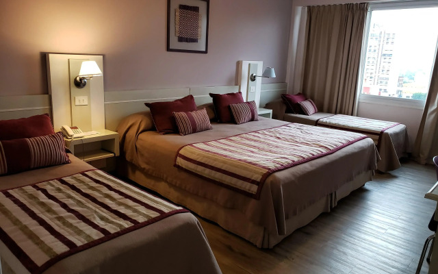 Continental Posadas Hotel