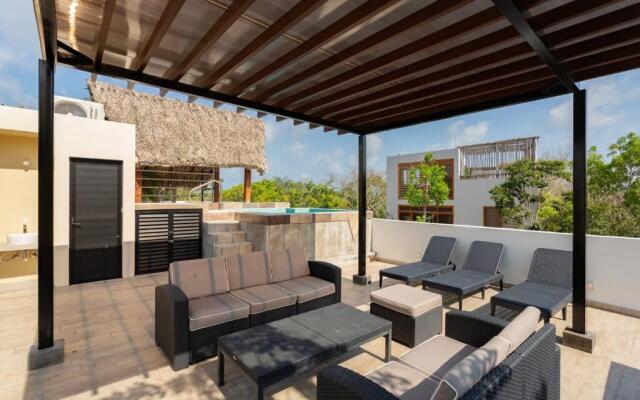 Exclusive 4 Br. Townhouse + Rooftop & Private pool