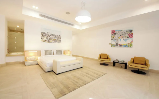 Royal Retreat Villa at Nurai Island