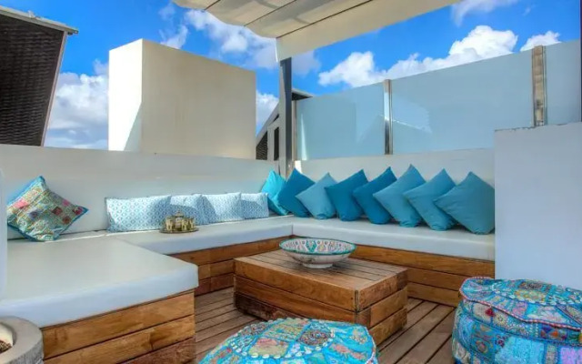 Ibiza Blue Beach Jacuzzi