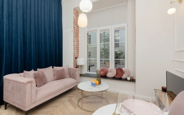 Studio Piotrkowska 37 by Renters