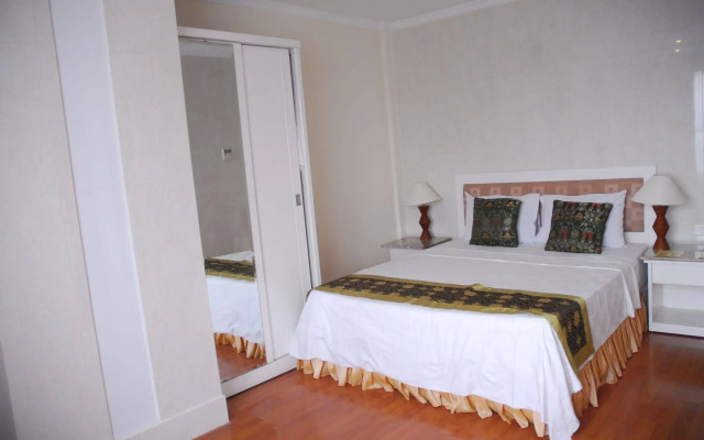 Danly Hotel