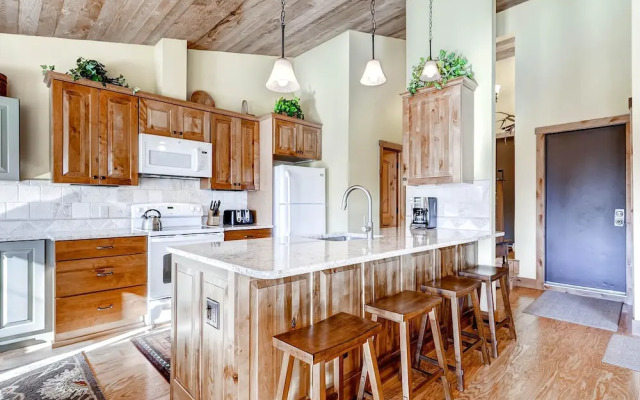 Tyra Summit Townhome #955