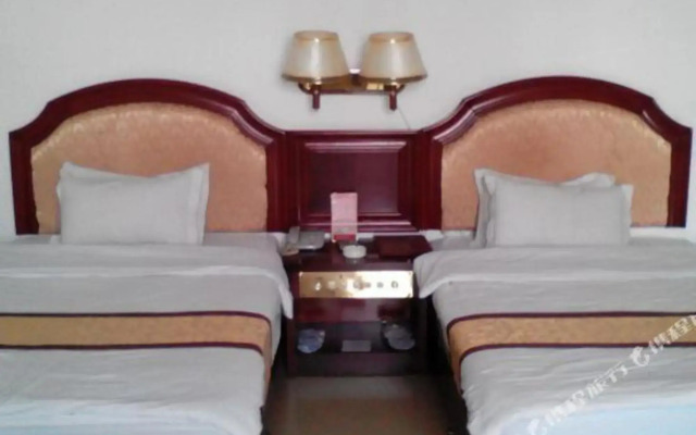 Dongfang Hotel