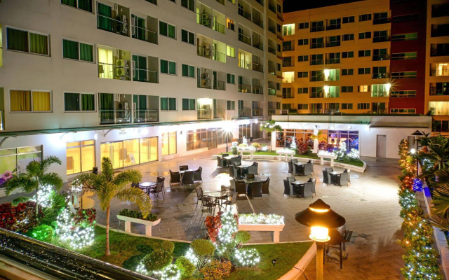 Xenia Hotel Clark - Multi Use Hotel