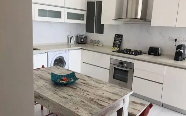 Mount Lavinia Ocean Residence