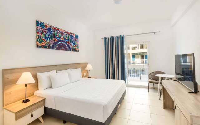 Decameron La Marina Guayabitos, Ramada All-Inclusive Resort