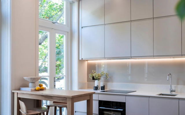 Stunning Studio Apartment, Moments From Earls Court Station