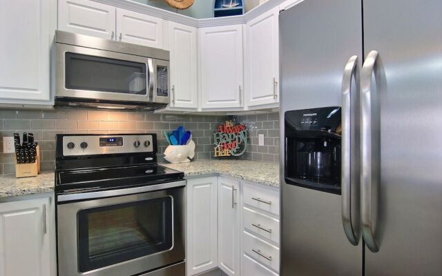 Endless Happy Hour 4Br Condo