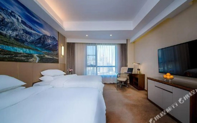 Vienna International Hotel (Wuhan Workers' Culture Palace Jiyuqiao Metro Station)