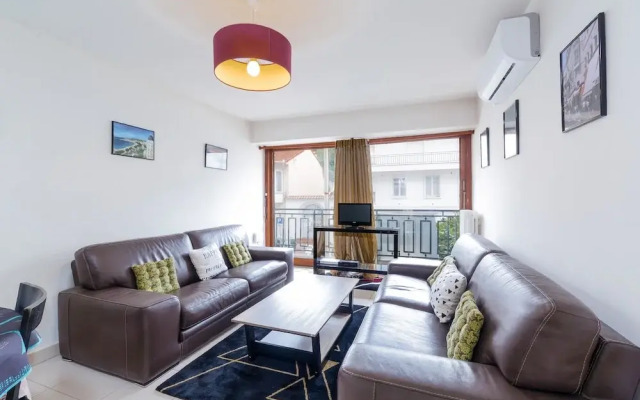 Renovated apartment with terrace