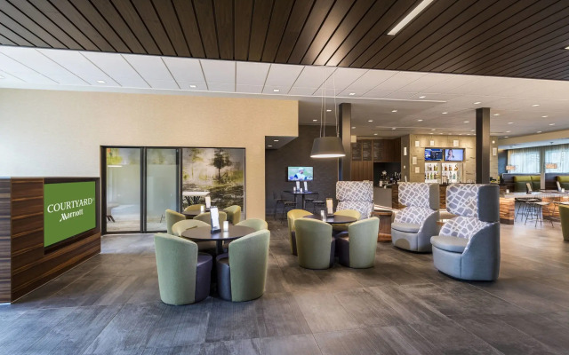 Courtyard by Marriott Tampa Northwest/Veterans Expressway