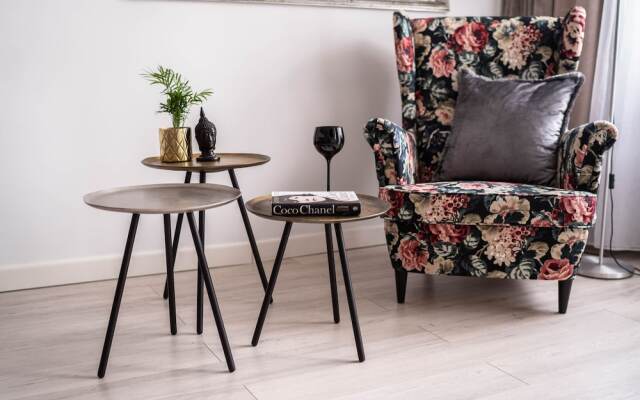 P&O Apartments Corazziego Metro Ratusz