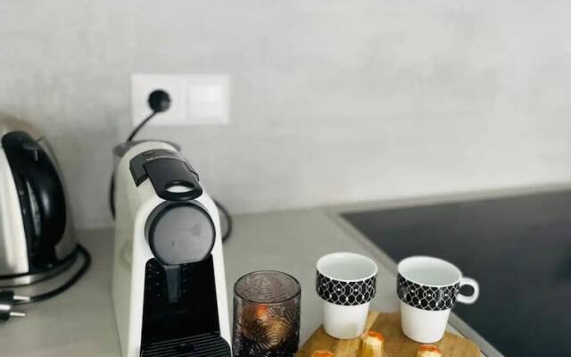 New Studio in Belair with balcony