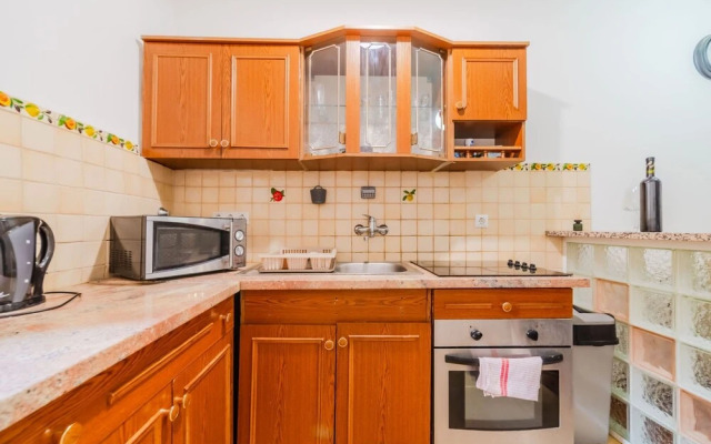 Urban Nest Apartment