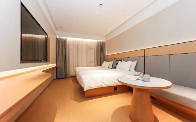Ji Hotel Shanghai Lujiazui Zhangyang Road