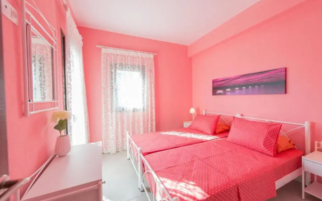 Roxani's Apartments