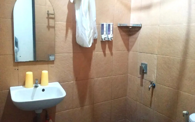 Aryani Suites