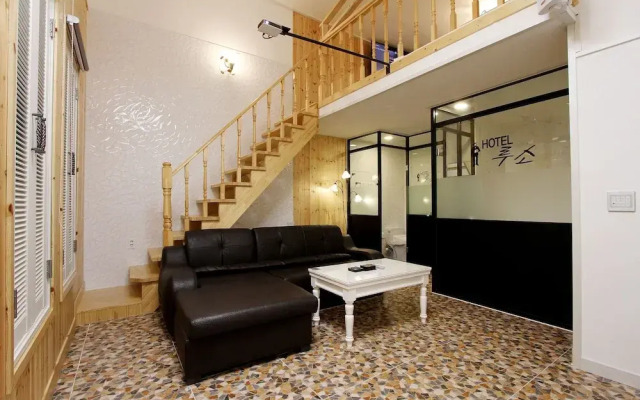 Russo Hotel