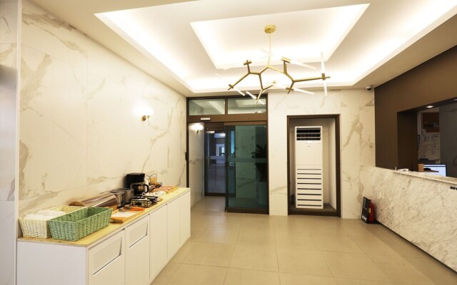 Yongin Singal M7