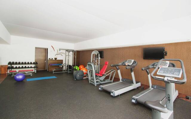 TeAmoPlaya - Nick Price Residences