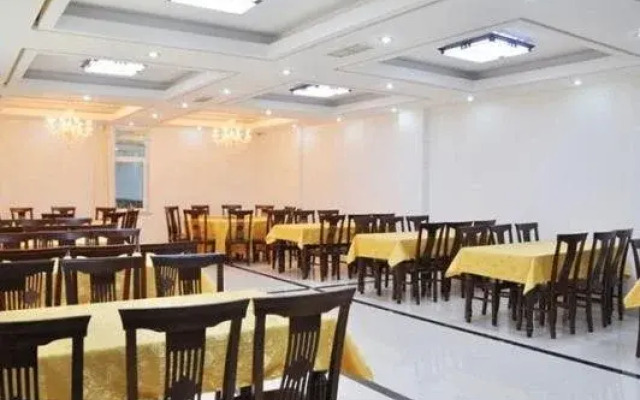 Weihai Huayu Business Hotel