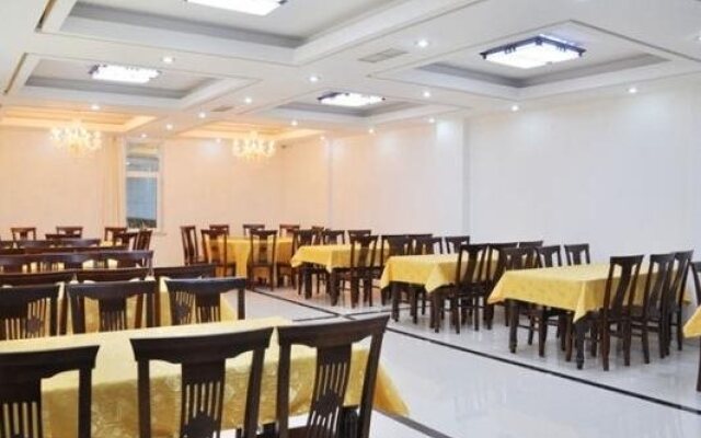 Weihai Huayu Business Hotel