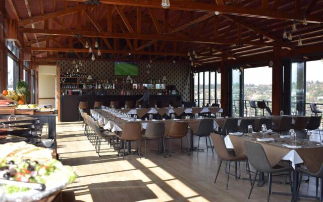 Mythos Boutique Hotel