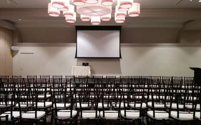 Culpeper Center Suites