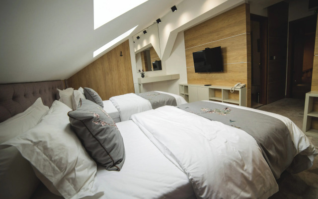 Luxury Hotel King Bo