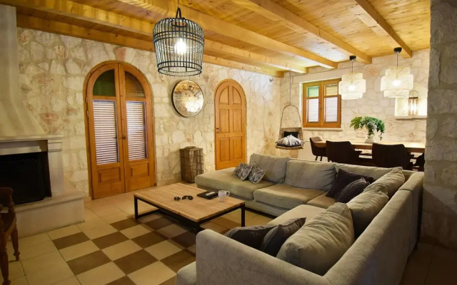 Jootiq Villas