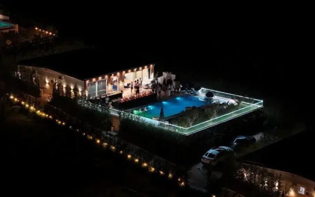 Villas by Top Villas