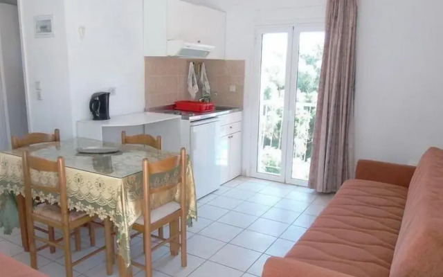 Amazona Apartments and Studios
