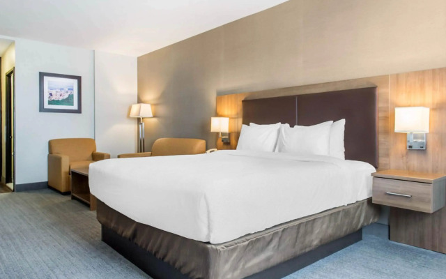 Quality Hotel Dorval