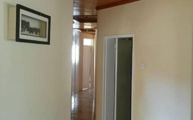 Ingwe Place Guest House