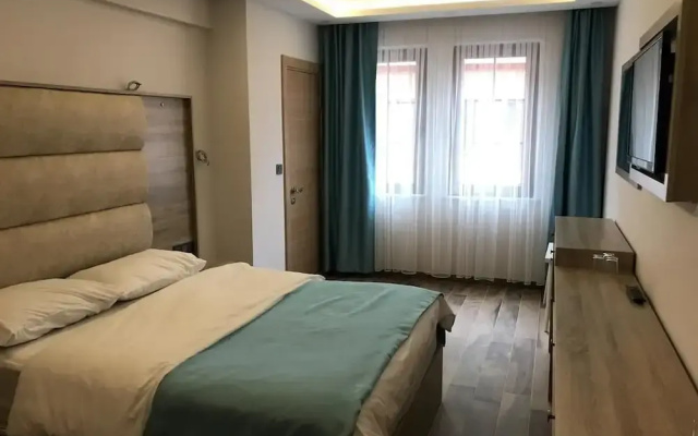 Danis Motel