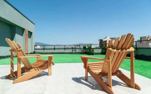 Epic 1Bed unit Huge Balcony area
