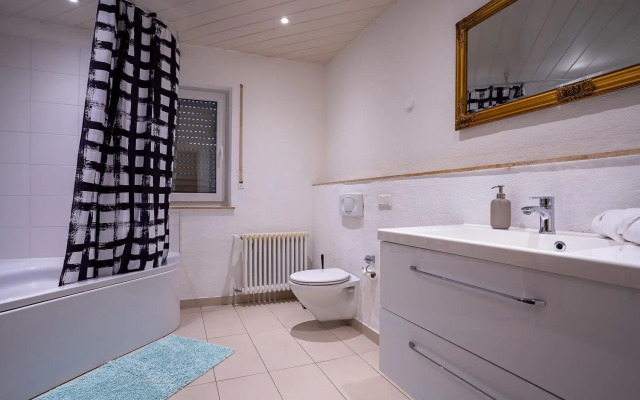 EPA Apartment - España style