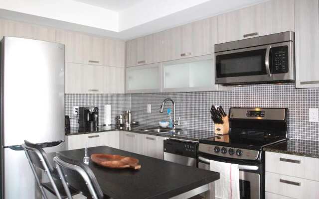 AOC Suites - Penthouse Condo